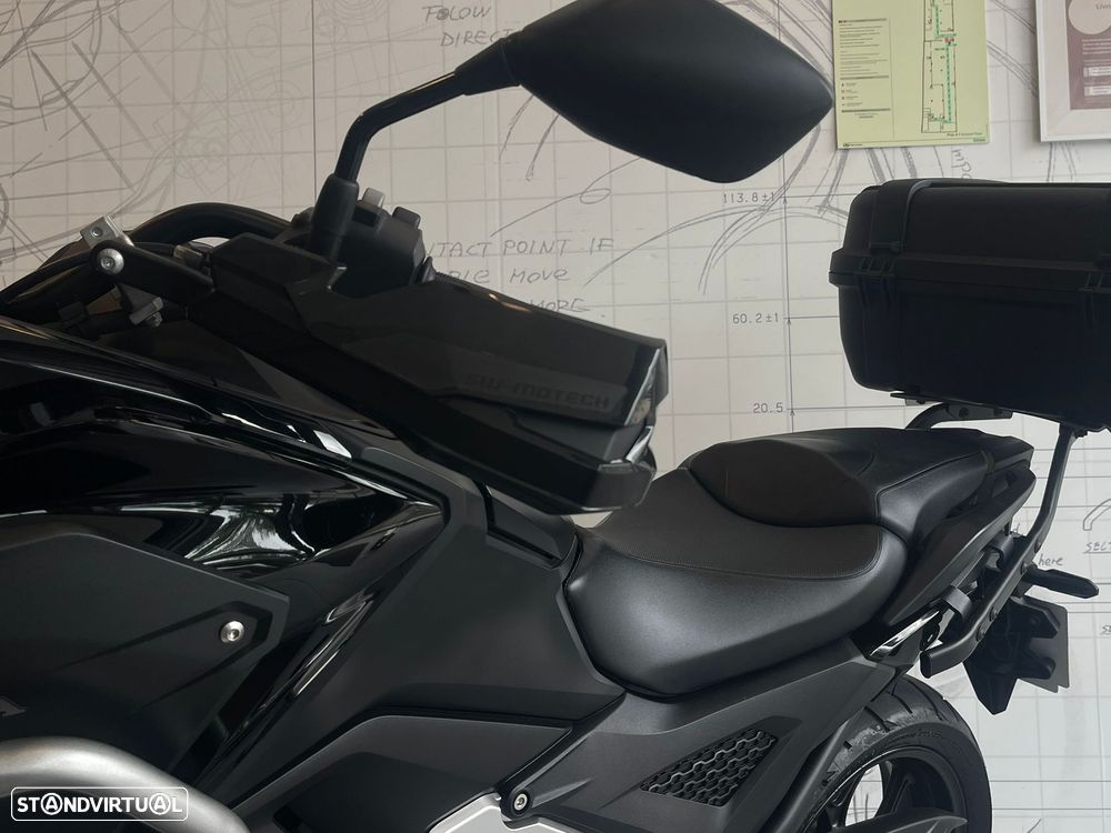 Honda NC750X - 4