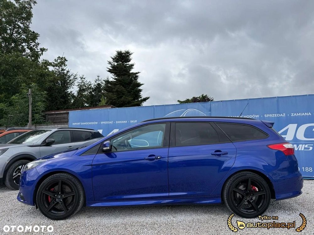 Ford Focus ST - 9