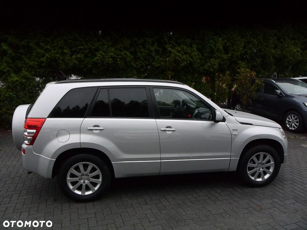 Suzuki Grand Vitara 1.9 DDiS Comfort - 10