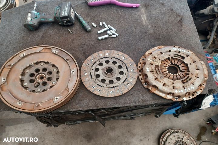 KIT AMBREIAJ 2.0D 761562701 MX1253 BMW Seria 1 F20/F21 [2011 - 2015] - 1