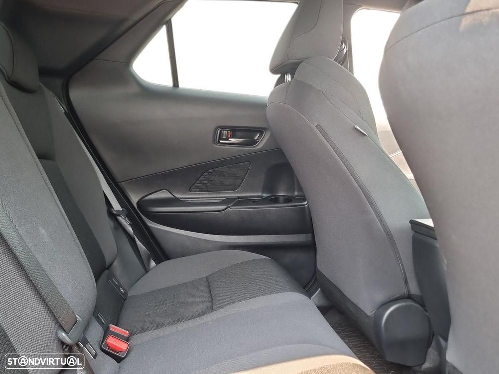 Toyota C-HR 2.0 HDF Plug-in Square Collection - 8