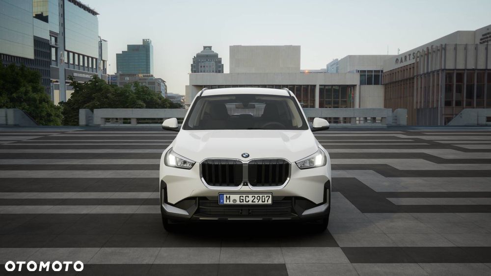 BMW X1 sDrive18i - 3