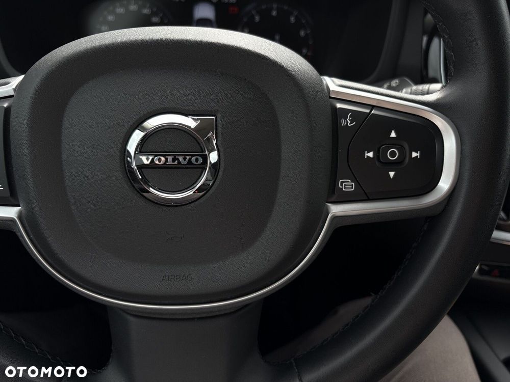 Volvo V60 B3 B Momentum Pro - 17