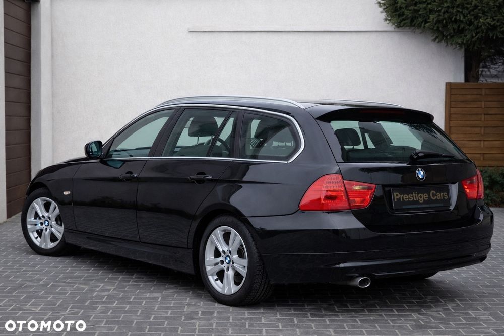 BMW Seria 3 320d xDrive - 4