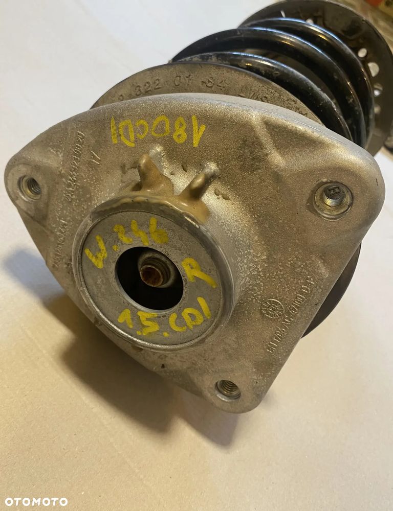 Amortyzator Mcpherson Mercedes B-Klasa W246 prawy przód  A2463206413 OE - 4