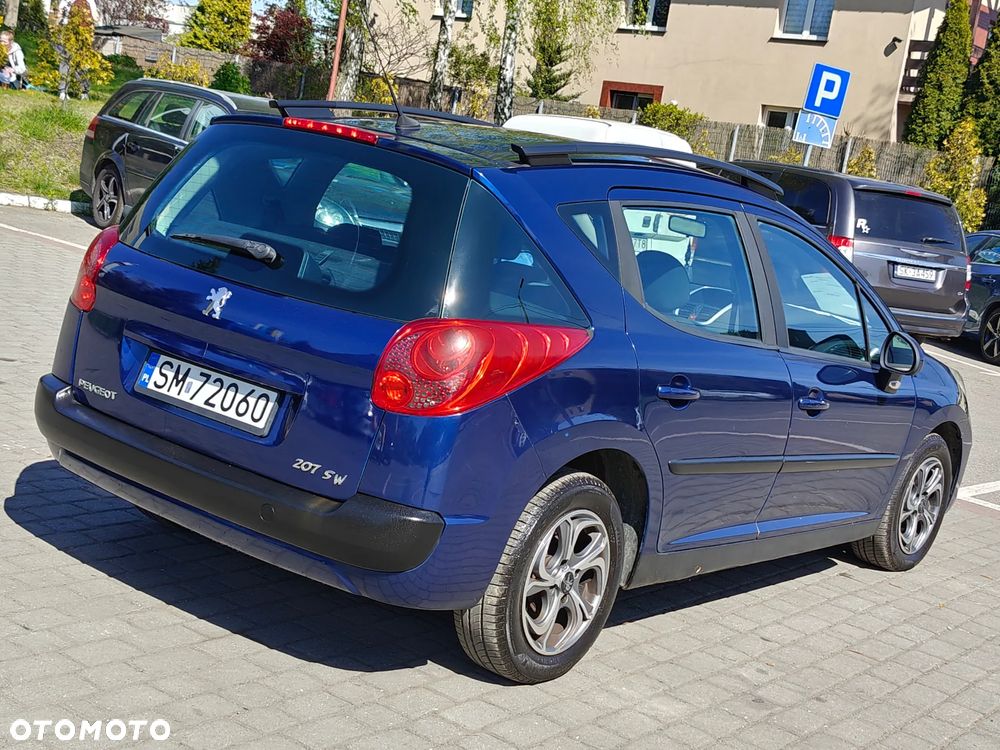 Peugeot 207 90 HDi FAP (Blue Lion) Sport - 10