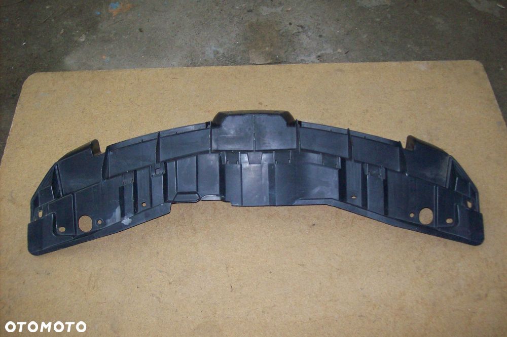 GRILL TOYOTA AYGO ROK 05/11 - 2