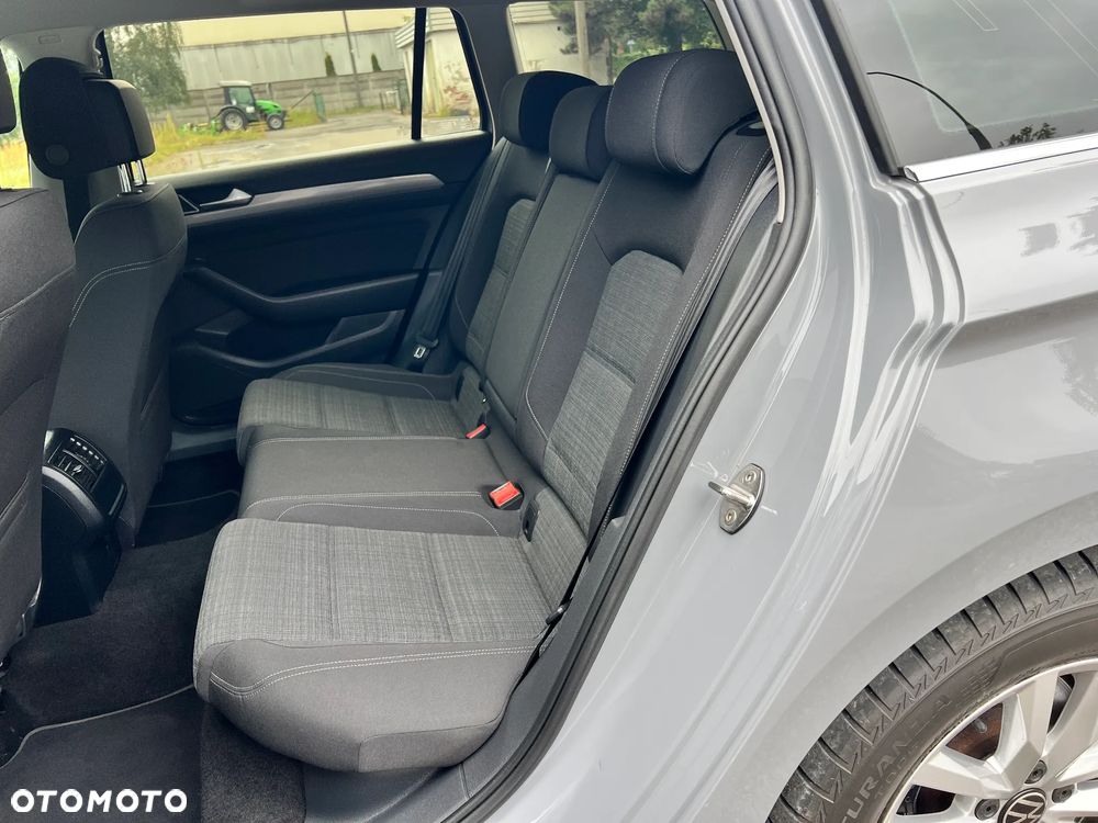 Volkswagen Passat 1.5 TSI EVO Business DSG - 12