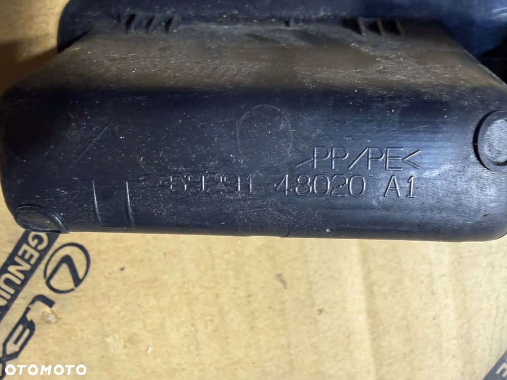 Przycisk zamykania klapy bagażnika Lexus RX450h 09-15r. Nr. 69291-48020. - 3