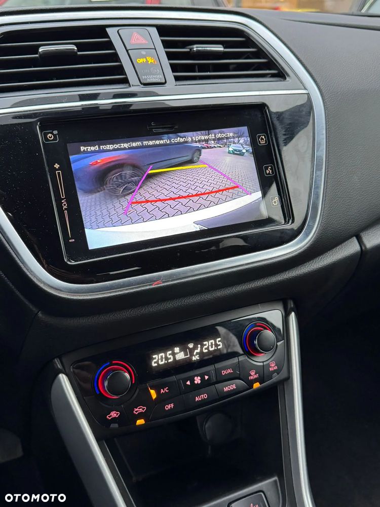 Suzuki SX4 1.6 Premium - 12