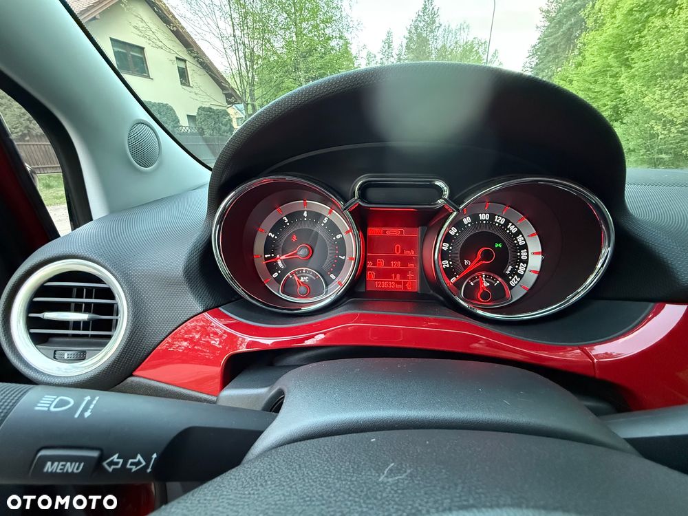 Opel Adam 1.4 - 16