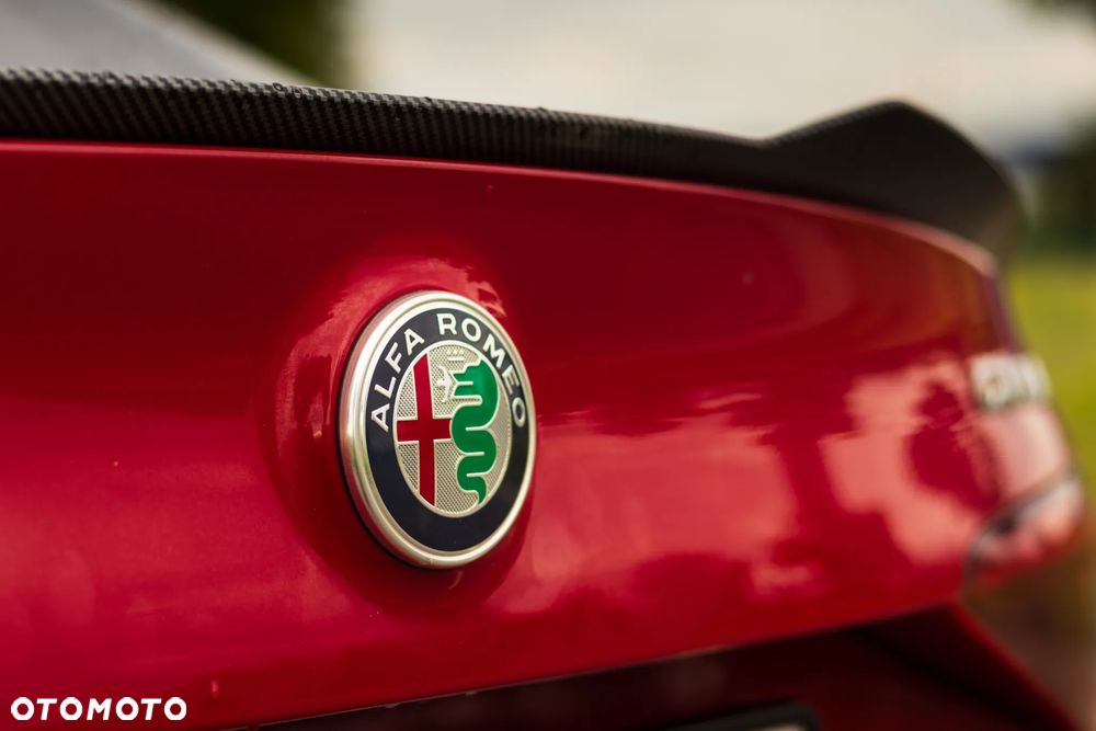Alfa Romeo Giulia 2.0 Turbo Veloce - 6