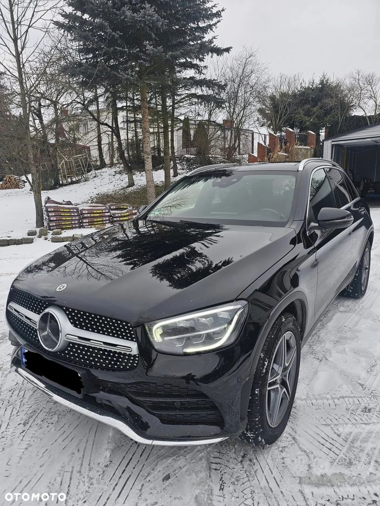 Mercedes-Benz GLC 300 e 4-Matic AMG Line - 3