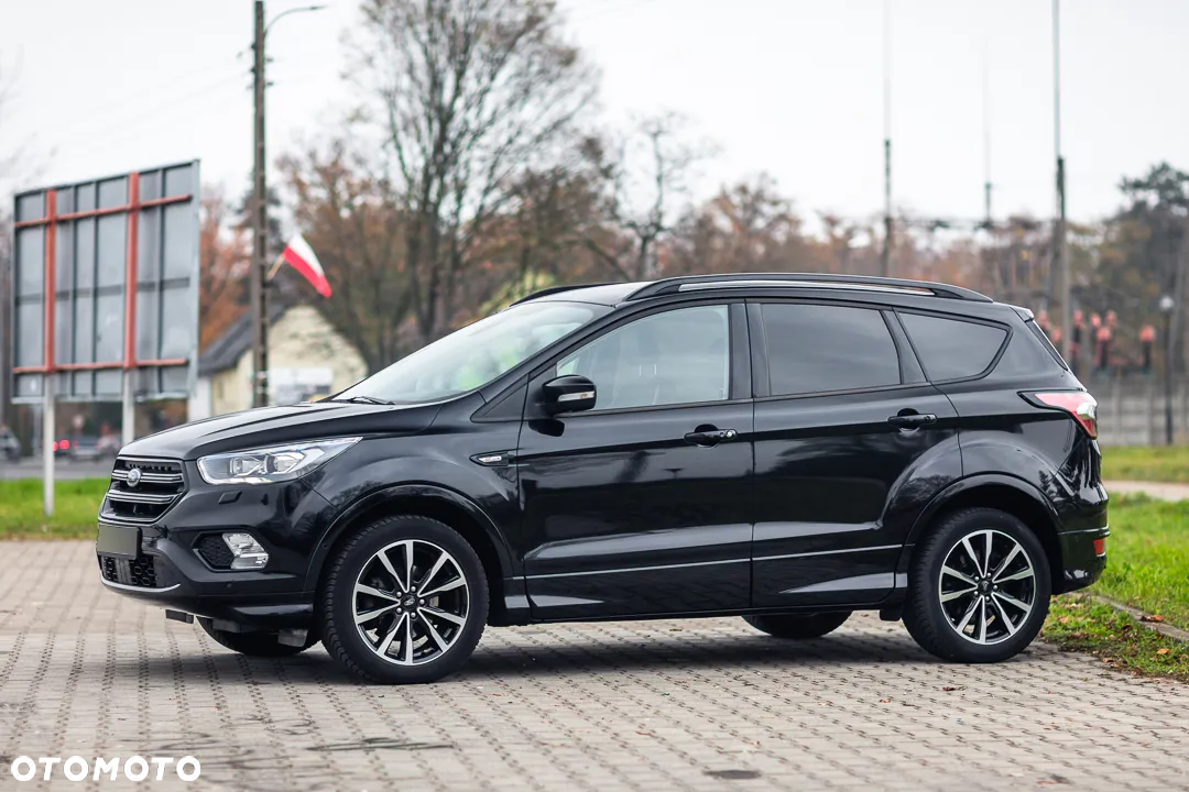 Ford Kuga 1.5 EcoBoost FWD ST-Line - 10