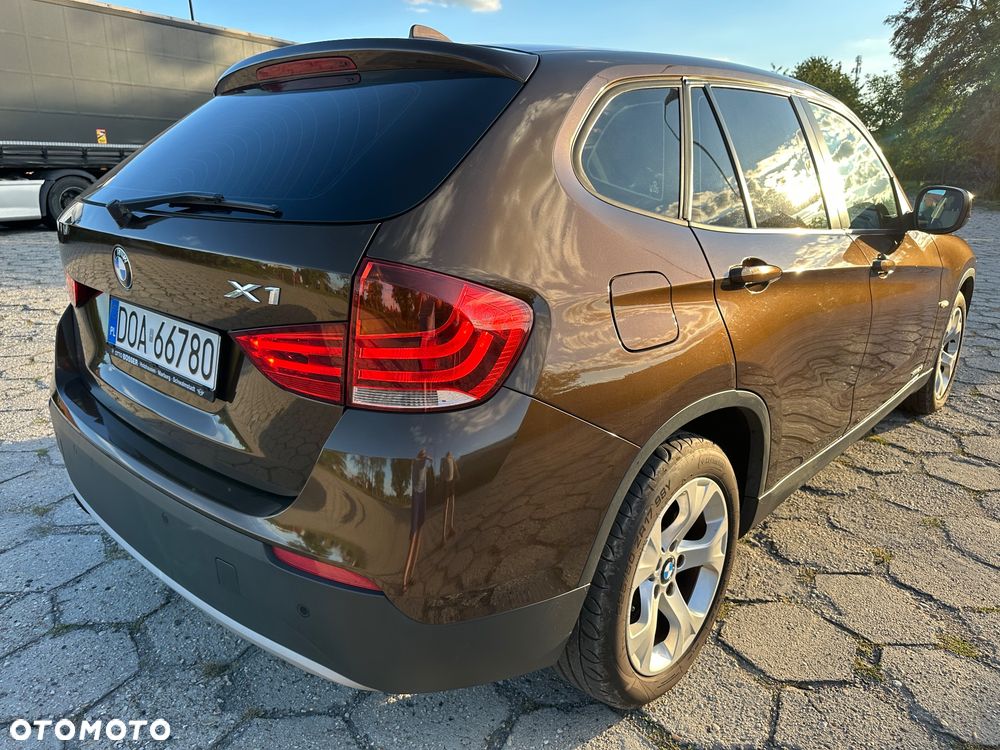 BMW X1 xDrive20d - 8
