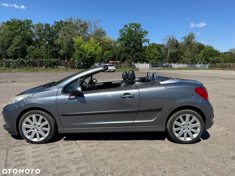 Peugeot 207 CC - 12