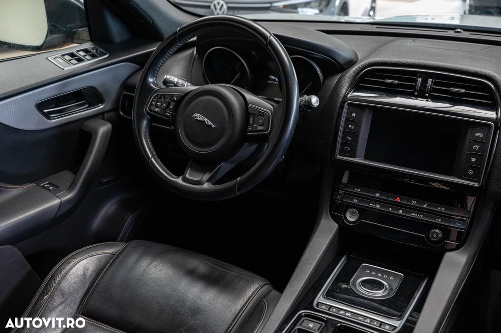 Jaguar F-Pace 20d AWD Aut. Prestige - 19