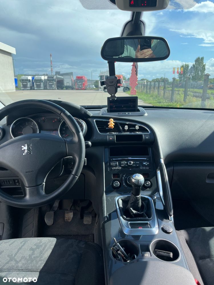 Peugeot 3008 1.6 Premium - 4