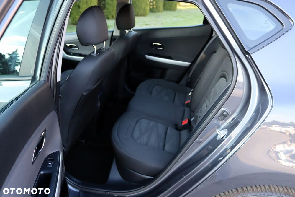 Kia Ceed 1.6 GDI Dream Team Edition - 19