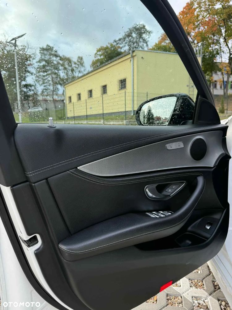 Mercedes-Benz Klasa E 220 d 9G-TRONIC AMG Line - 9