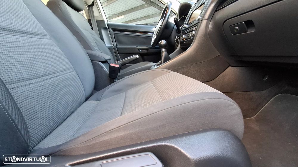 VW Golf Variant 1.6 TDi DPF Highline - 27