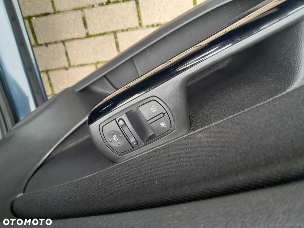 Opel Corsa 1.2 16V Easytronic Navi - 9