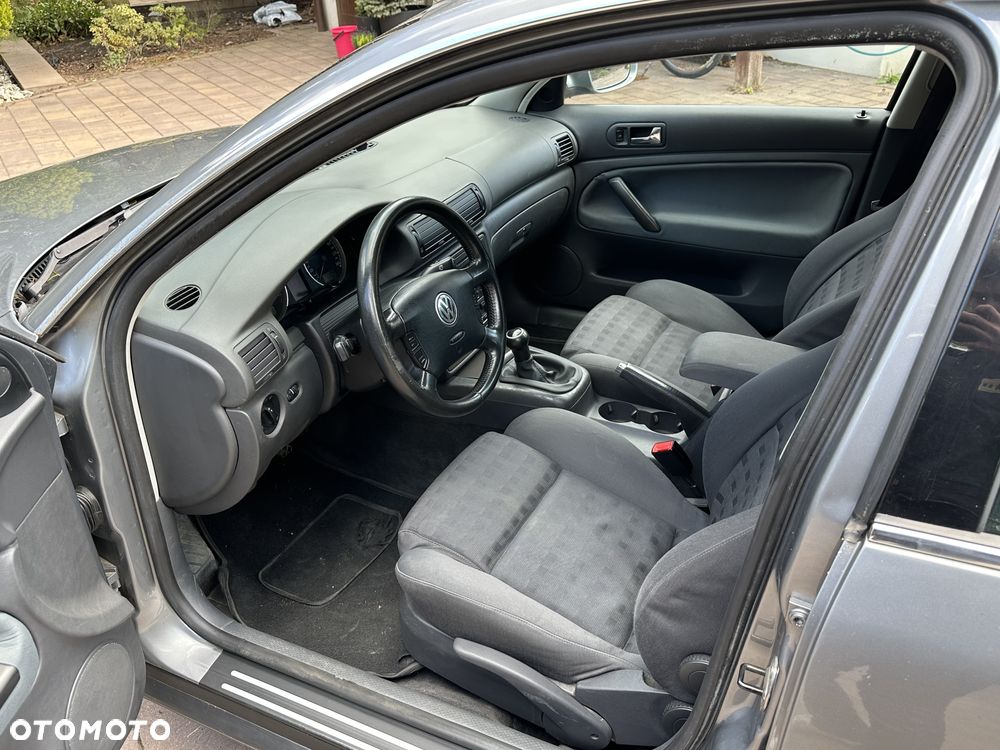 Volkswagen Passat 2.0 Comfortline - 15