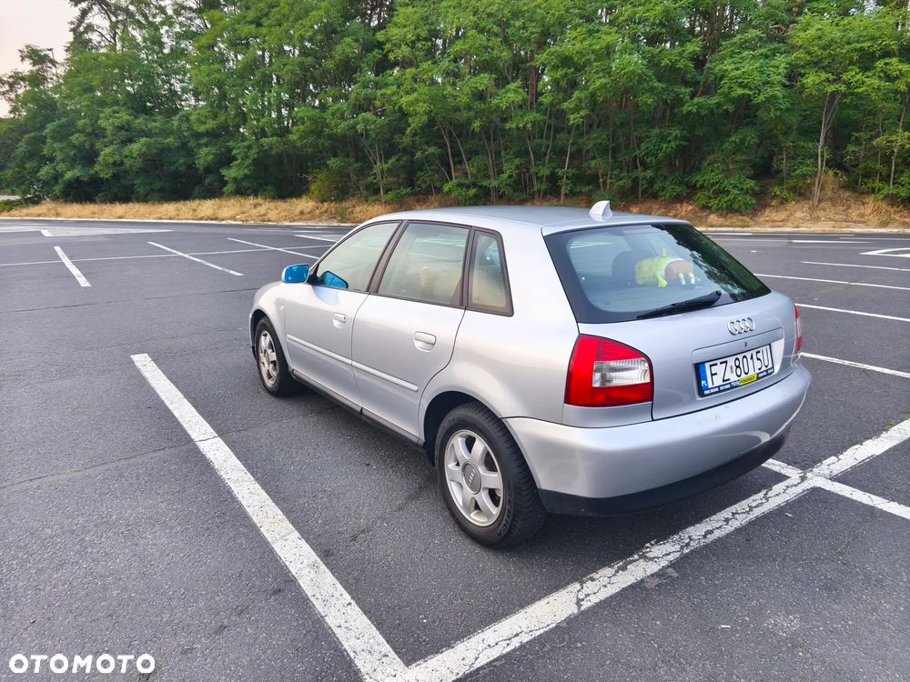 Audi A3 Sportback - 7