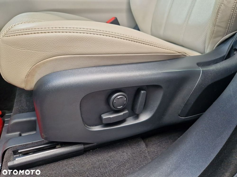 Land Rover Range Rover Velar - 13