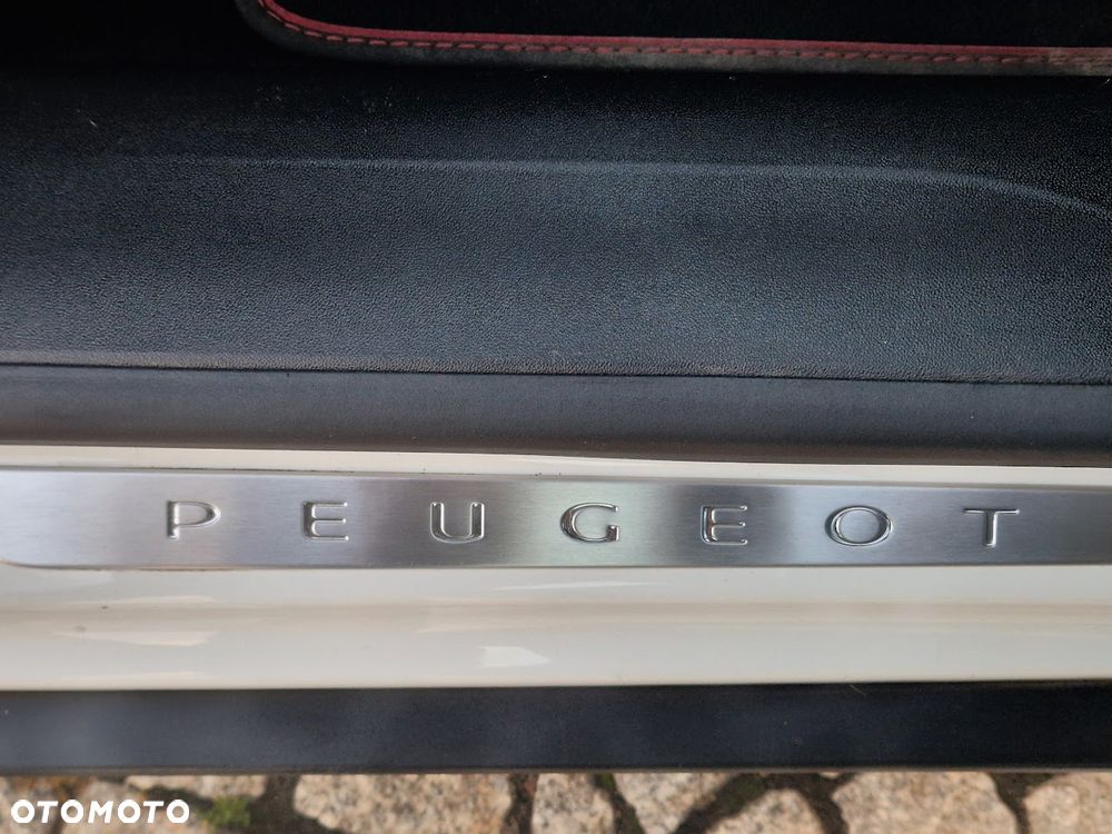 Peugeot 2008 PureTech 110 Stop&Start GT-Line Edition - 38