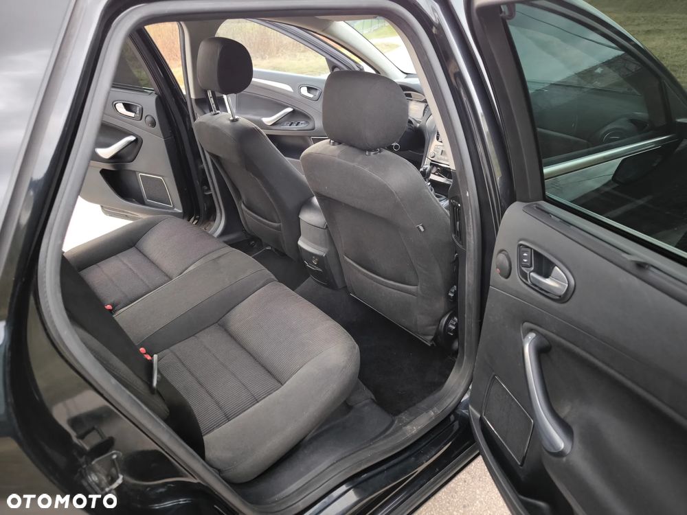 Ford Mondeo 2.0 TDCi Titanium - 15