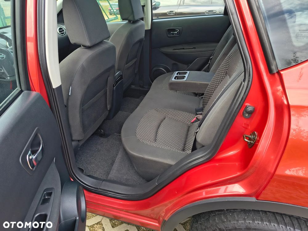 Nissan Qashqai - 11