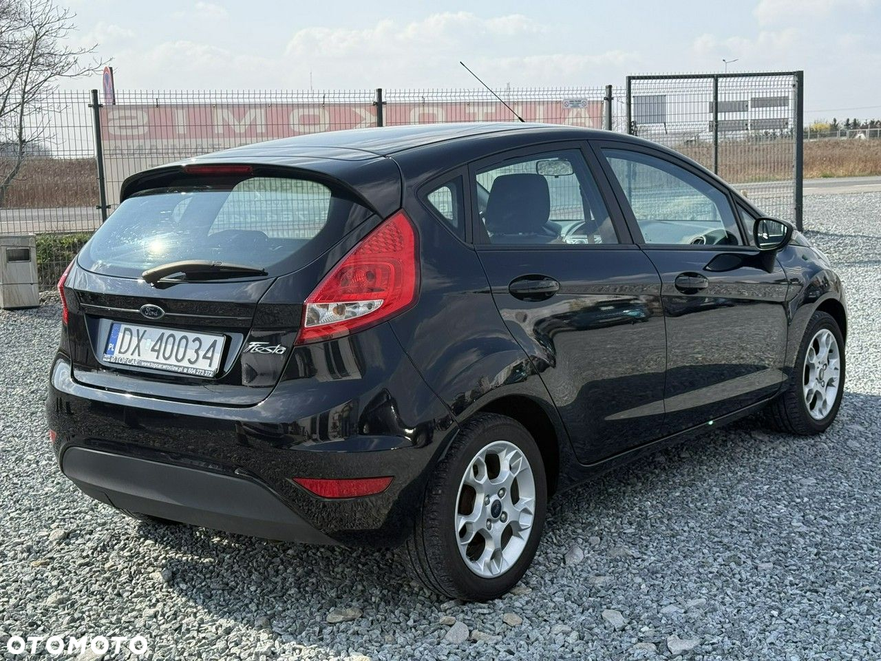 Ford Fiesta 1.25 Ambiente - 9