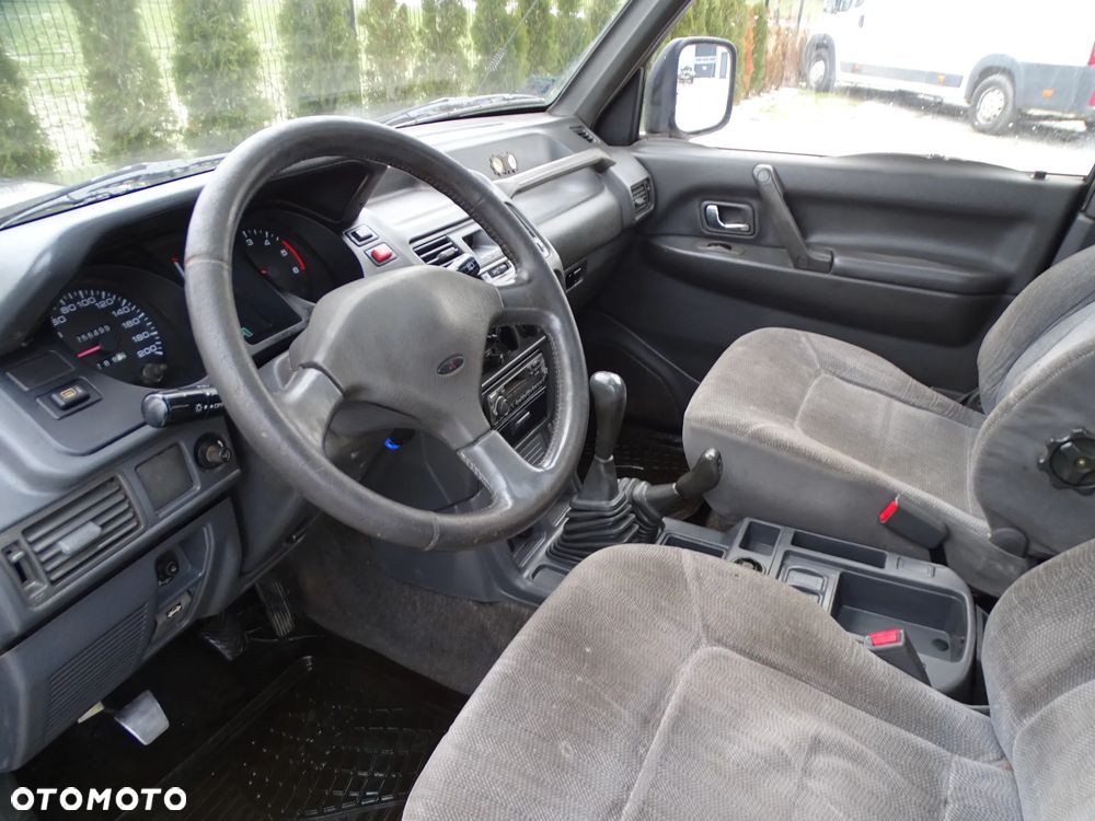 Mitsubishi Pajero - 15