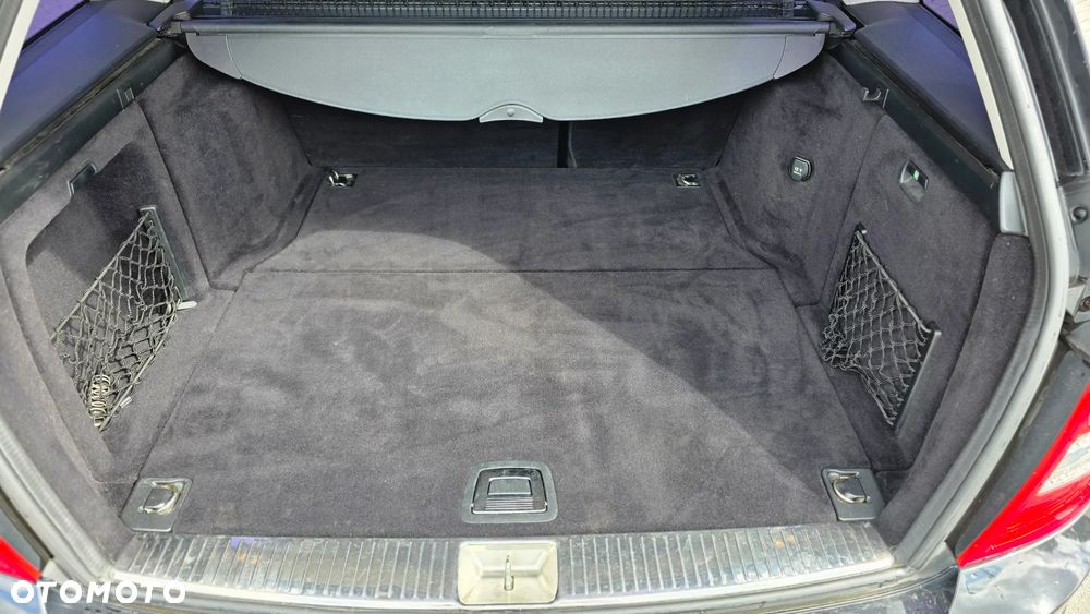 Mercedes-Benz Klasa C 200 CDI DPF Automatik Classic - 17