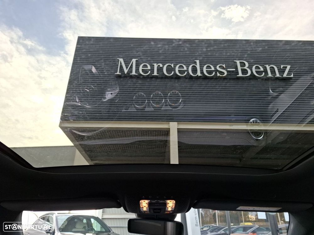 Mercedes-Benz A 250 e AMG Line - 16