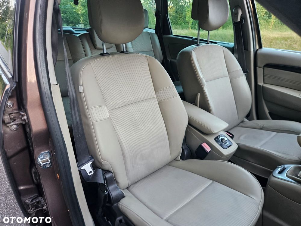 Renault Grand Scenic - 11