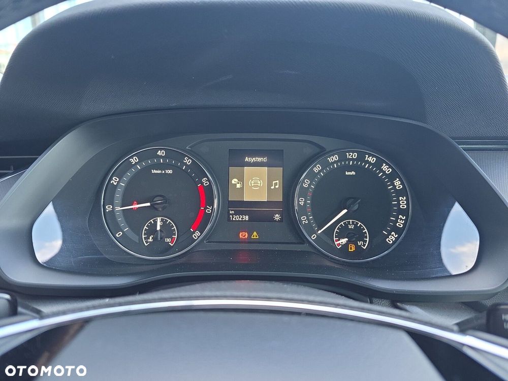 Skoda Octavia 1.5 TSI ACT Ambition - 15