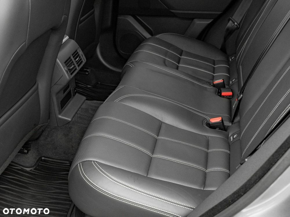 Land Rover Range Rover Velar D200 S - 27