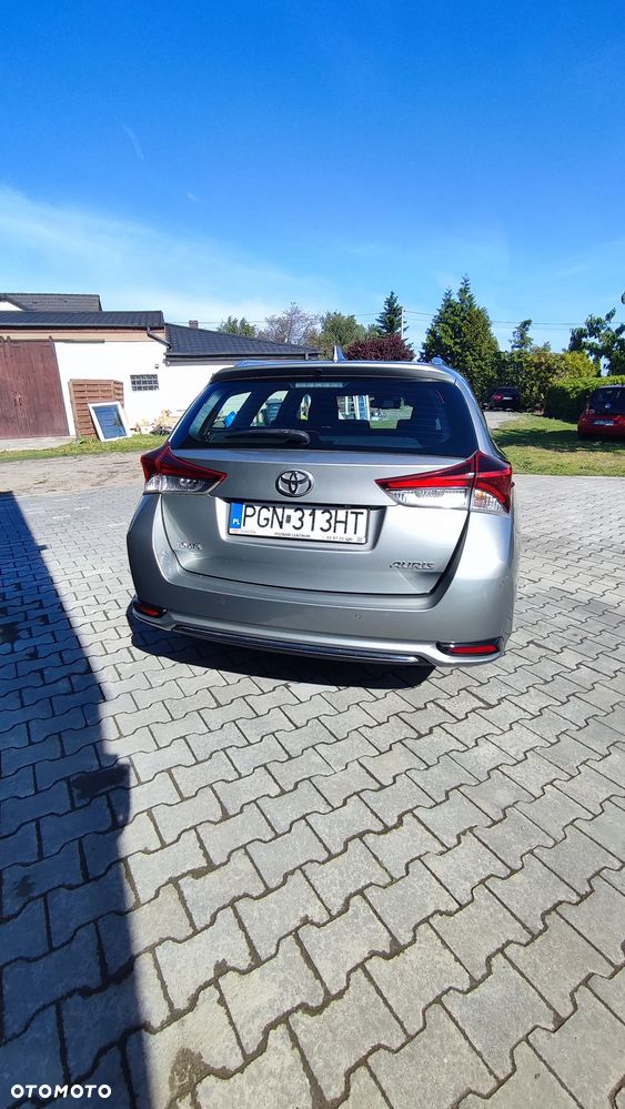 Toyota Auris 1.6 D-4D Premium - 18
