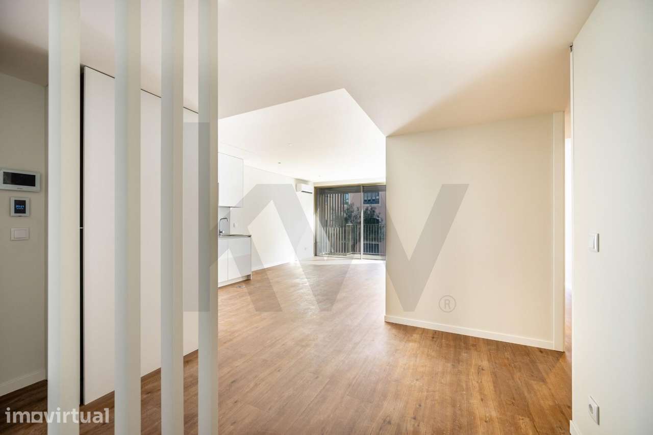 Apartamento T2 com varanda, em Vila Nova de Gaia. - Grande imagem: 2/16