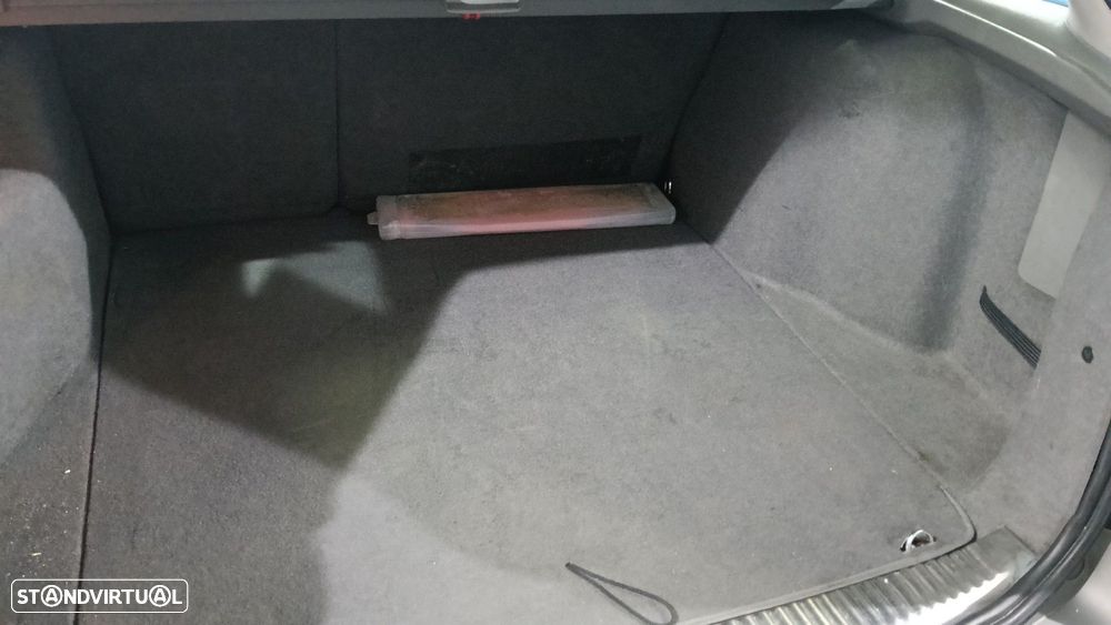 Renault Laguna Break 1.6 Privilège - 24