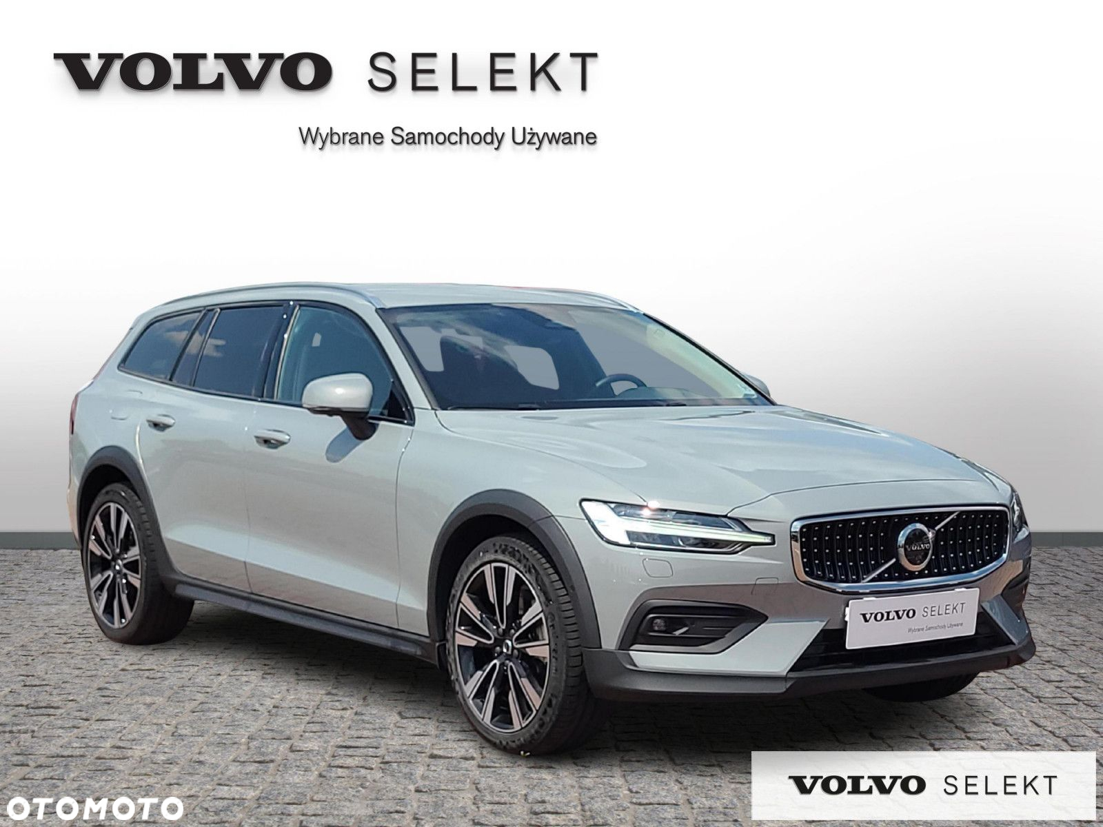 Volvo V60 Cross Country - 8