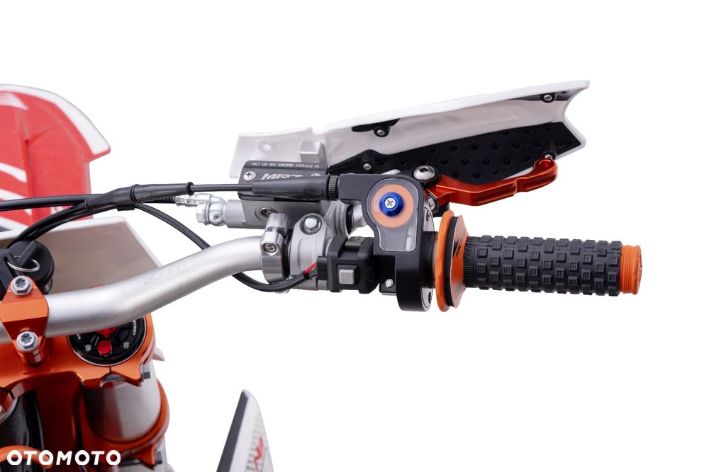 ASIX XR - 14