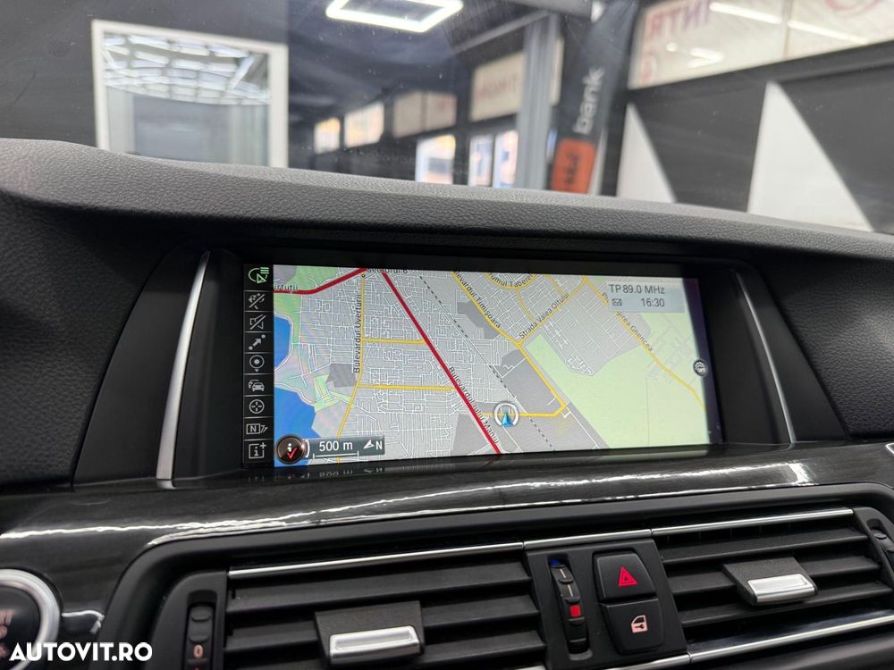 BMW Seria 5 525d xDrive Aut. Luxury Line - 14