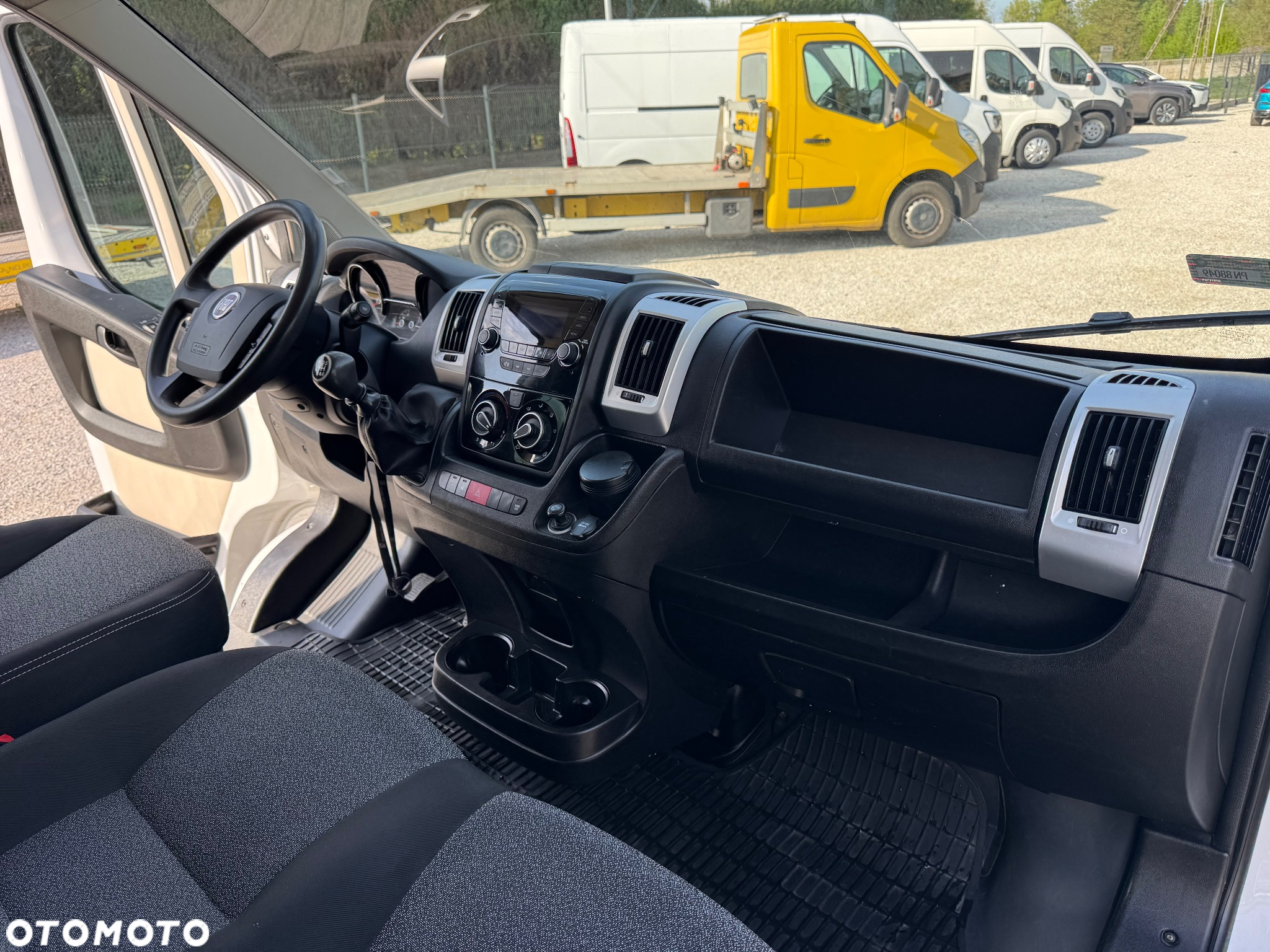 Fiat Ducato L4H2 Brygadówka 7 osób - 24