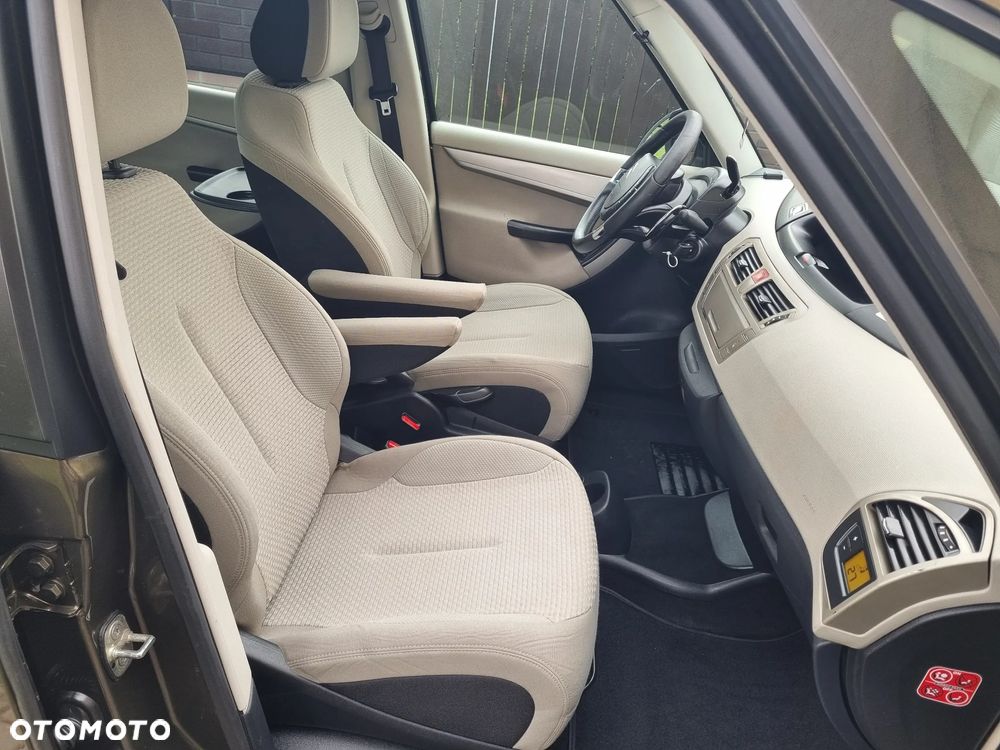 Citroën C4 Picasso e-HDi 110 FAP EGS6 Business Class - 19