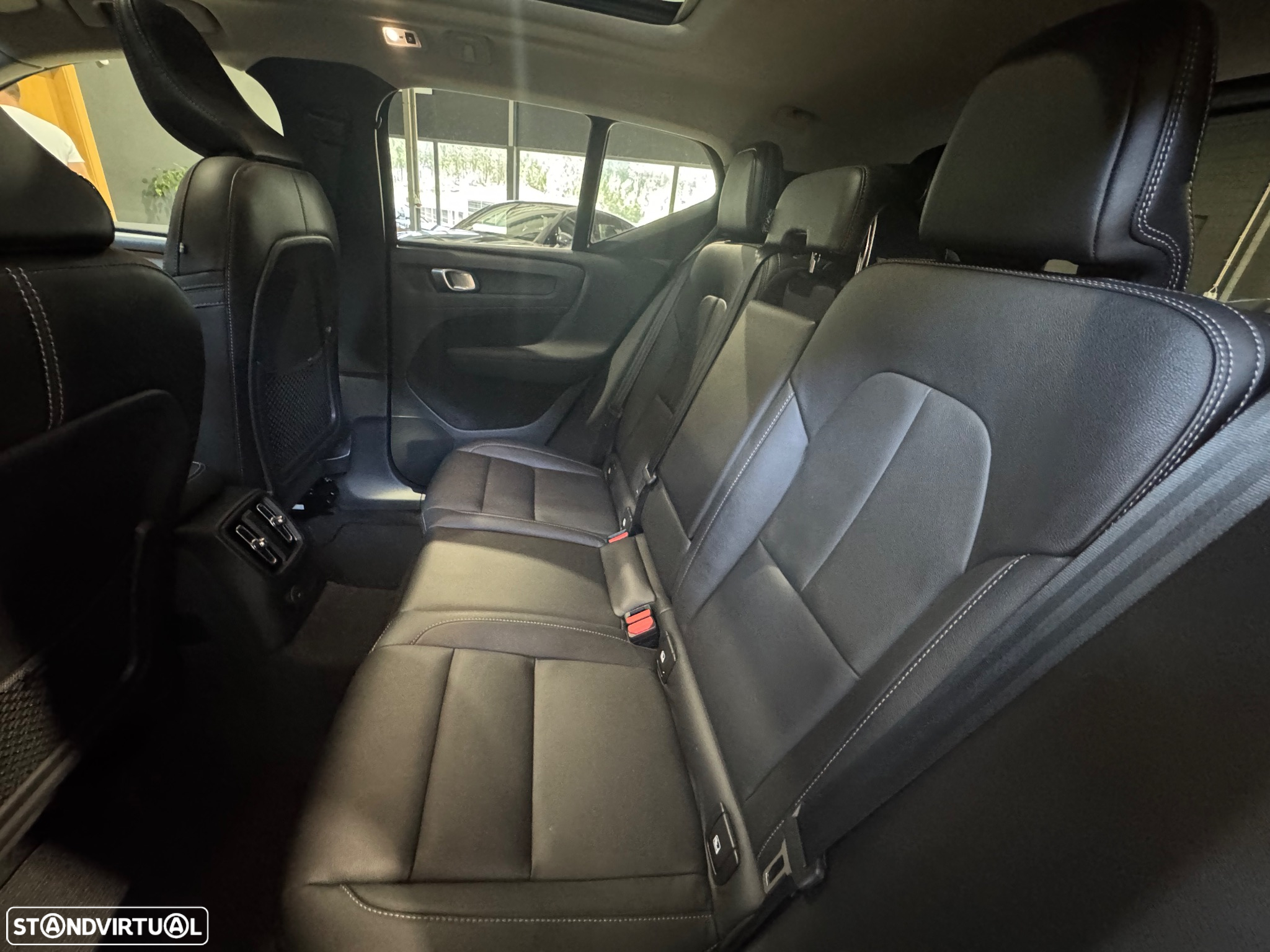 Volvo XC 40 1.5 T5 PHEV Inscription - 17