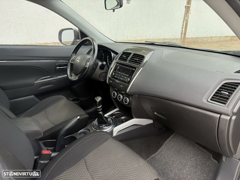 Mitsubishi ASX 1.8 DI-D Instyle - 27