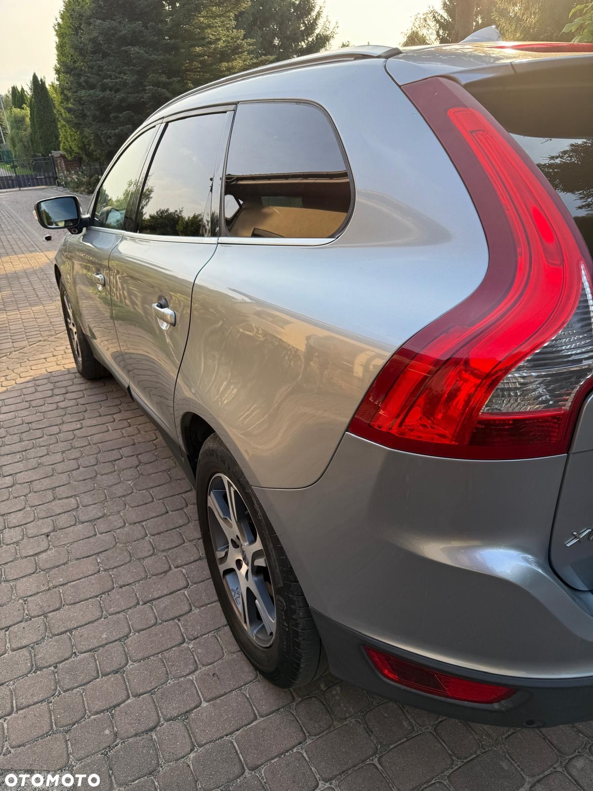 Volvo XC 60 2.4D AWD Summum - 4
